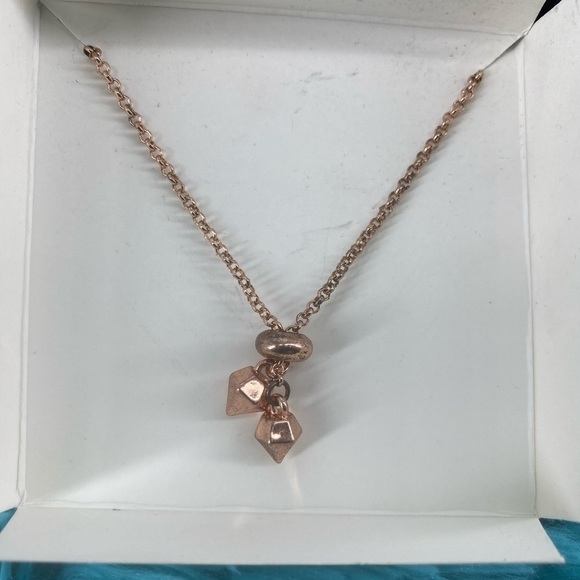 Indigo Authority Mika Peach Quartz Chain Bracelet sparkly sliding clasp gold - Picture 6 of 6